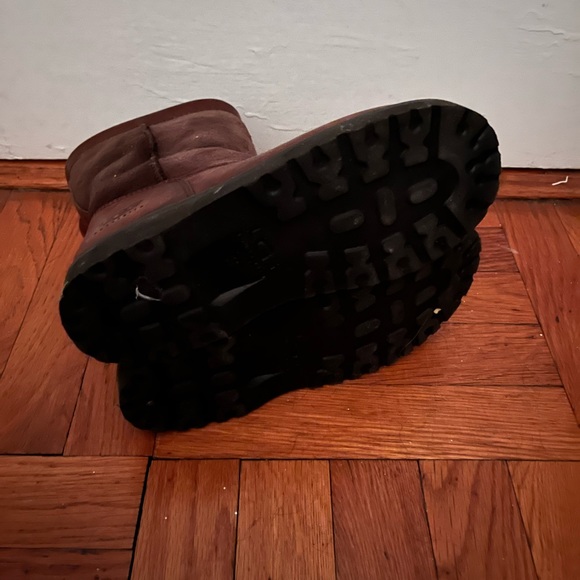 UGG Wrangell Unisex Leather Brown Shearling Waterproof Boots - Picture 4 of 7